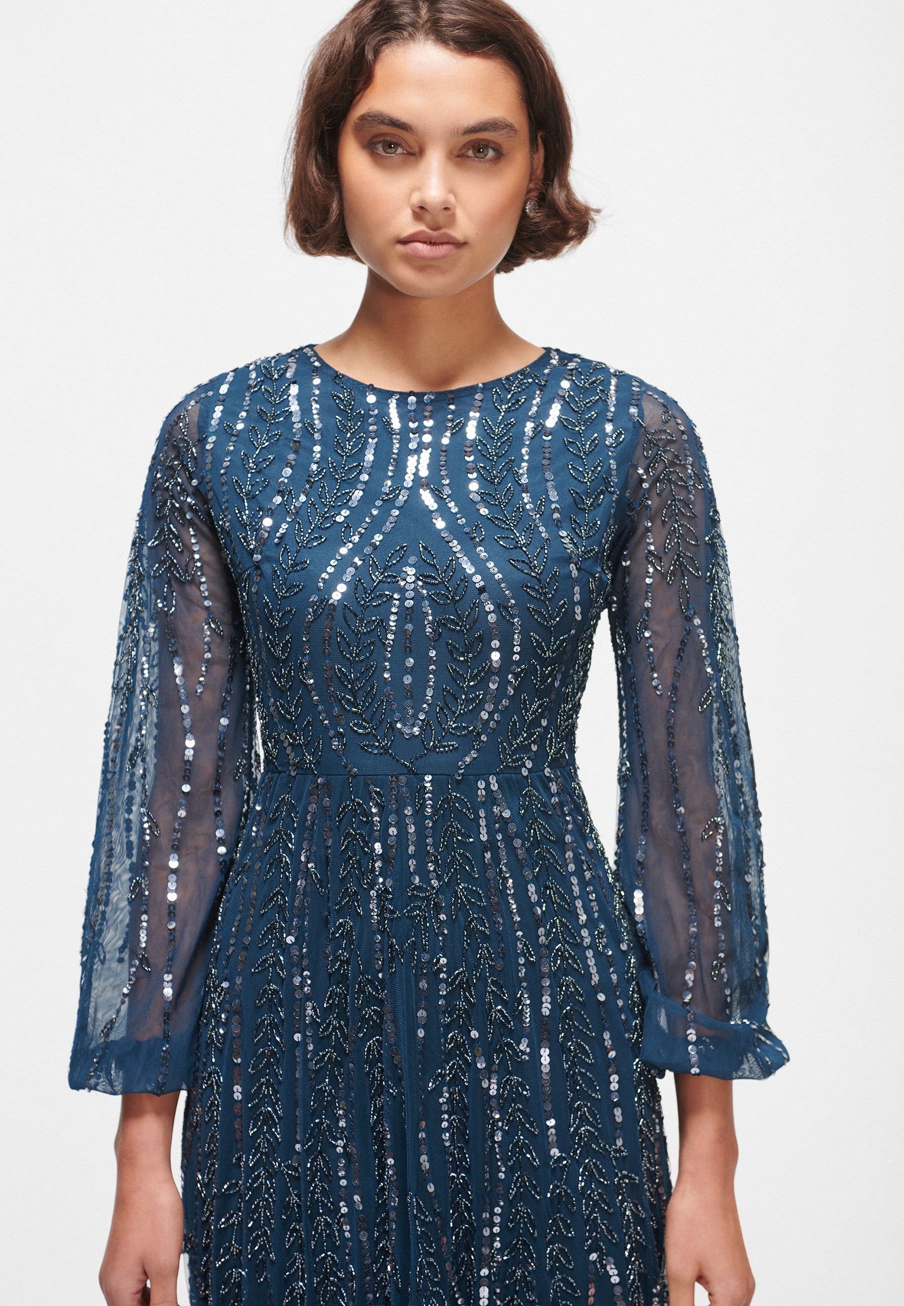 SEINNA MODEST EMBELLISHED SEQUIN MAXI DRESS | BTM240202N